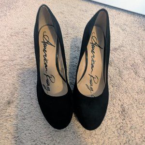 Black velvet low high heel